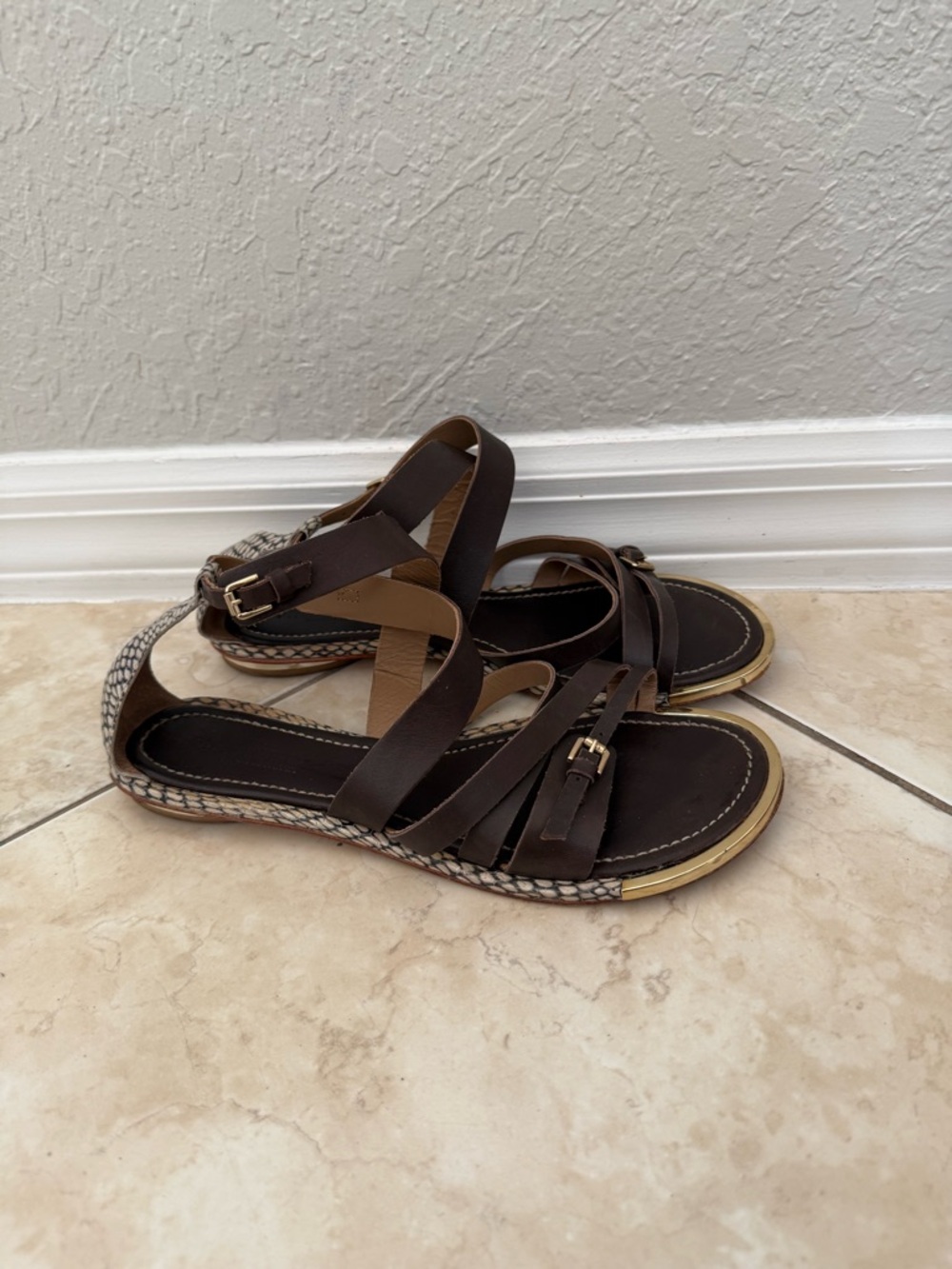 Masiero Boho Women's Brown Strappy Flat Sandals Faux Leather Sz 9 Made in Brazil